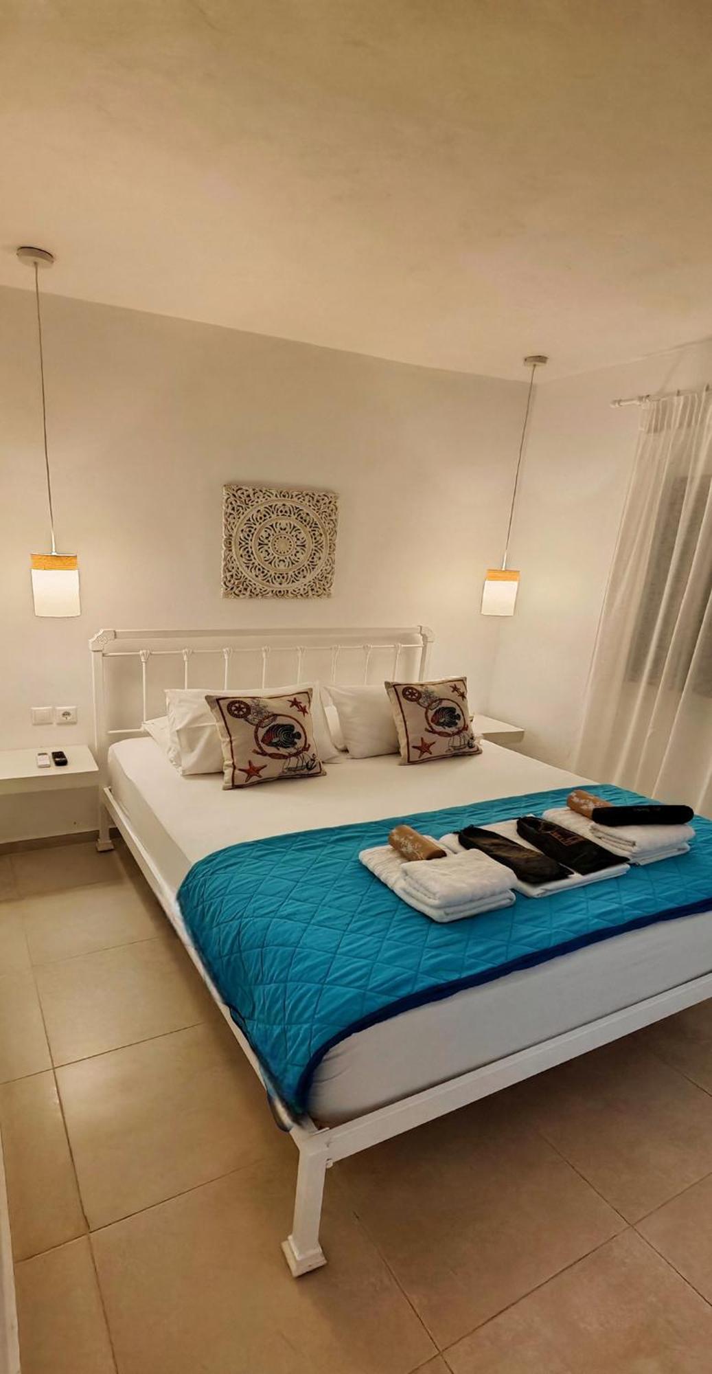 Diana'S Luxury Suites Kíthnos Exterior foto